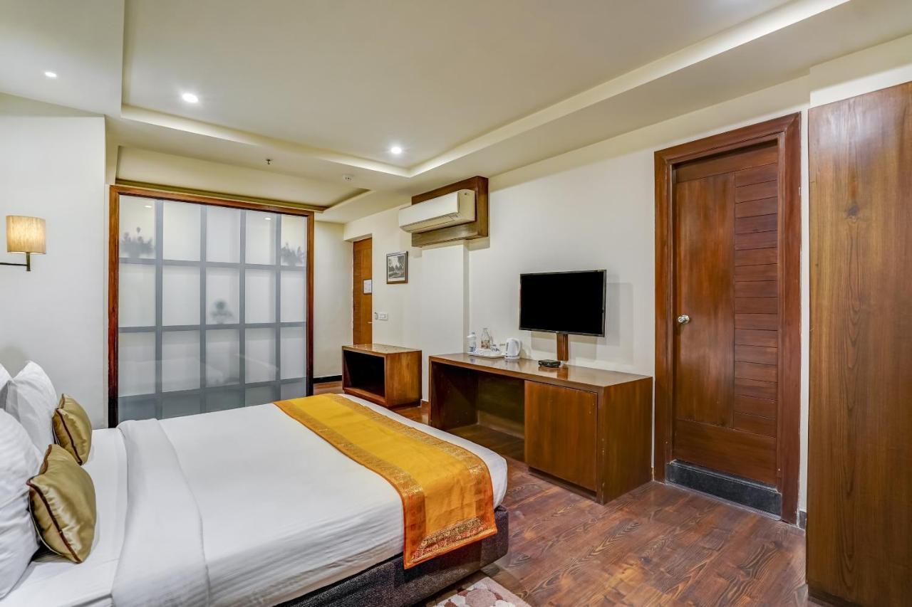 Townhouse 552Hotel Royal Court Jalandhar Exterior photo